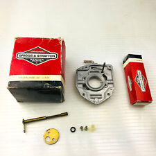 Briggs and Stratton 807919 Upper Carburetor Body Genuine OEM New Old Stock NOS Y picture
