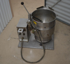Groen Jacketed Tilting Steam Kettle TDB/7-20 on Stand 20 Quart Electric Soup . picture
