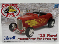 2005 Revell  Goodguys Rod & Custom 1932 Ford Roadster High Boy #85-2893 1/25 picture