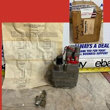 White Rodgers 36C04U TYPE 310 OR 36C03 Type 310 Standing Pilot Gas Valve 24V picture