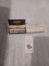 VTG Leslie Junior Safety Razor w/ Blade Sleeve With Case Instructions  Blades picture