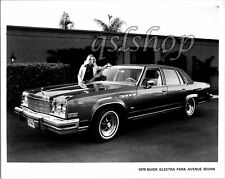 1979 Buick Electra Park Avenue Sedan Press Release Photo Classic Car GM picture