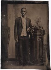 C. 1870s 1/6TH PLATE TINTYPE HANDSOME YOUNG DAPPER AFRICAN AMERICAN MAN IN SUIT picture