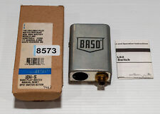 Johnson Controls L62AA-5C Baso Pilot Switch Manual SPST picture