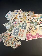 LARGE COLLECTION OF OVER 1000 UNITED STATES STAMPS ON AND OFF PAPER SUPER NICE picture