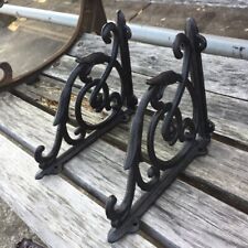 Heavy duty antique cast iron shelf brackets picture