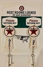 Repro 1950s Nostalgic Texaco Aviation Restroom Key Hanger W/Wood Fobs KEY-0301-W picture
