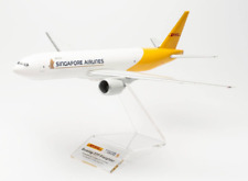New Herpa 613729 DHL/Singapore Airlines Boeing 777F, reg. 9V-DHA - 1:200 model picture