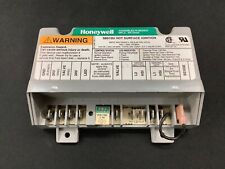90-DAY WARRANTY S8910U 1000 Honeywell Hot Surface Ignition Control Module picture