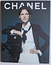 Chanel Boutique Hardcover Book 1997 Mint Condition Photographs Karl Langerfeld picture