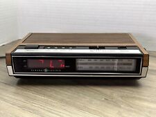 Vintage General Electric AM-FM Alarm Clock Radio Model 7-4633D Red Display Works picture
