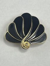 Vintage Trifari Seashell Shell Signed Pin Brooch Black Gold Tone Vintage picture