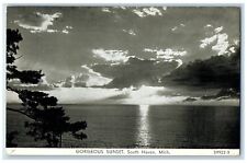 c1940 Scenic View Gorgeous Sunset South Haven Michigan Vintage Souvenir Postcard picture