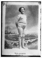 Photo:Helen Saunders,women,swimming,bathing suit,1910-1915,Lighthouse picture