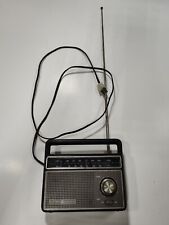 VINTAGE GE General Electric AM/FM  Portable Radio Model 7-2826H A picture