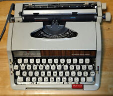 1971 Vintage Wizard by Brother Automatic Portable Typewriter W/ Case. DOES WORK picture