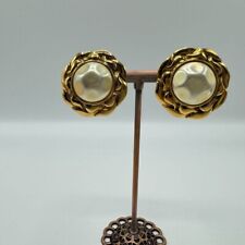 Authentic Chanel earrings rare vintage 23 pearl round clip on gold Japan 313 110 picture