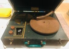Vintage 1948 Magnavox Playfellow Record Player 78 RPM Green Case PARTS REPAIR picture