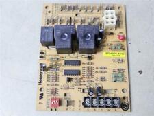 Honeywell ST9120C4040 Furnace Control Circuit Board 1011179 picture