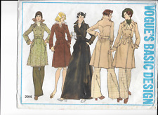 VINTAGE VOGUE PATTERN 1960'S Trench Coat Bust 32 1/2 hip 34 1/2 Factory Folded picture