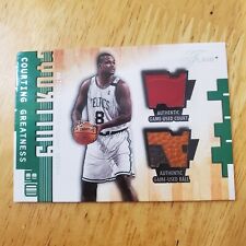 2001-02 Flair Antoine Walker Courting Greatness /250 #11 NM-MT Game Used Ball 1 picture