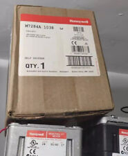 New Honeywell M7284A 1038 Modutrol Motor Honeywell M7284A1038 Expedited Shipping picture