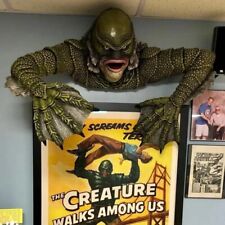 Creature from the Black Lagoon Grave Universal Monsters Walker Horror Figure picture