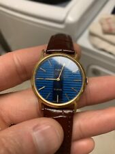 Working Vintage Timex Mens Watch Gold Blue Dial 17 Jewels Mechanical R1 picture