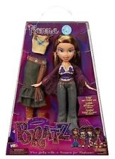 Bratz Original Fashion Doll Fianna Series 3. New In Packaging. MGA Entertainment picture