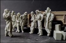 unpainted unassembled1/35 Resin Crew Lybia 7 figures &stowage set  kit picture