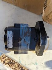 New Paragon Hydraulic Motor 310-000 (G3CC) picture