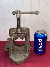 Vtg Hollands Erie PA 2” Pipe Clamp Table Bench Mount Vise USA Primitive Tool picture