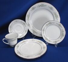 NORITAKE 1970'S MELISSA PATTERN 5 PC PLACE SETTING (12 AVAILABLE) picture