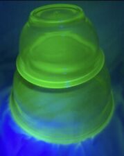 VINTAGE HAZEL ATLAS GREEN VASELINE URANIUM GLASS  MIXING BOWLS picture