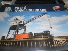 WALTHERS CORNERSTONE KIT#933-3067 PIER & TRAVELING CRANE THE WATERFRONT picture