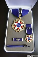 US Presidential Medal of Freedom Award full Set made in USA Medal Case picture