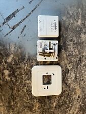 HONEYWELL -  CT31A - NON  PROGRAMMABLE HOME THERMOSTAT  - CT31A1003  picture