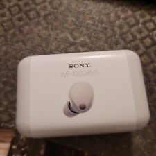 SONY WF-1000XM5 WIRELESS NOISE CANCELING EARBUDS (SILVER) BRAND NEW. picture
