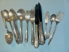 1847 Rogers Bros Silver Plated Daffodil Pattern Flatware - 31 Pieces picture