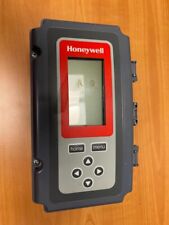 Honeywell T775B 2032 Electronic Temperature Controller H/C 24/120/240VAC 50/60HZ picture