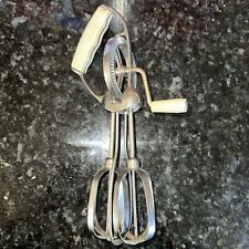 Vintage Royal Brand Hand Mixer /Egg Beater Manual Retro Kitchen Gadget (white) picture
