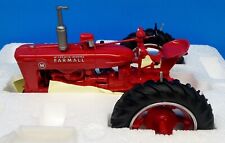 SPEC CAST - McCORMICK-DEERING FARMALL M FARM TRACTOR - BEST OF SHOW - 1/16 BANK picture