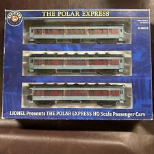 LIONEL POLAR EXPRESS 6-58019 HO SCALE LIGHTED PASSENGER CAR 3 PACK picture