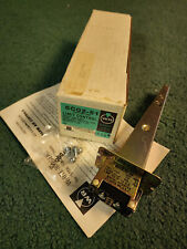 NEW NOS White-Rodgers 5C02-51 Furnace Limit Control 150-250 ° F - 7