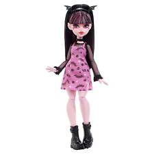 Monster High Draculaura Doll and Beauty Accessories, Goreganizer with Stamp Pen picture