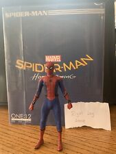 Displayed Mezco One:12 SPIDER-MAN Homecoming  6” Action Figure 2018 picture