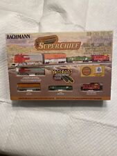 Bachmann Super Chief Ready To Run Electric Train Set (24021) picture