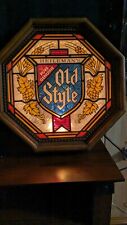 HEILEMAN'S OLD STYLE  BEER  8 SIDE PLASTIC LIGHT UP BAR SIGN picture
