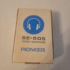 Vintage Pioneer SE-505 Headphones Black With Original Case And Paperwork and box picture