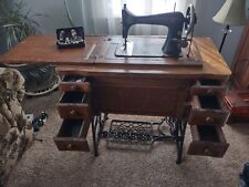 Victorian Antique Parlor quarter Oak & Iron Franklin Sewing Machine Beautiful picture